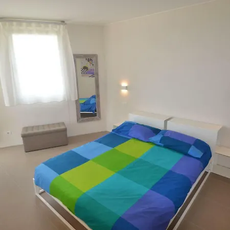 Villa Stella 12 *